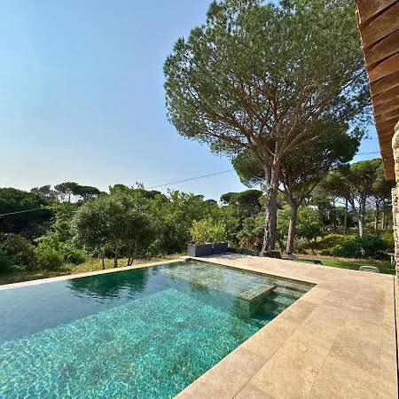 De Charme Avec Piscine Chauffée&nature Villa *