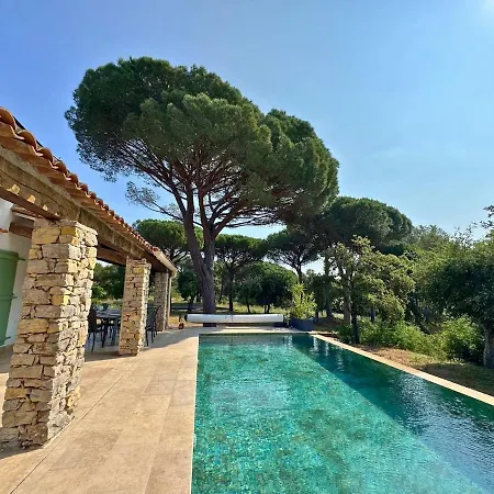 Βίλα De Charme Avec Piscine Chauffee & Nature